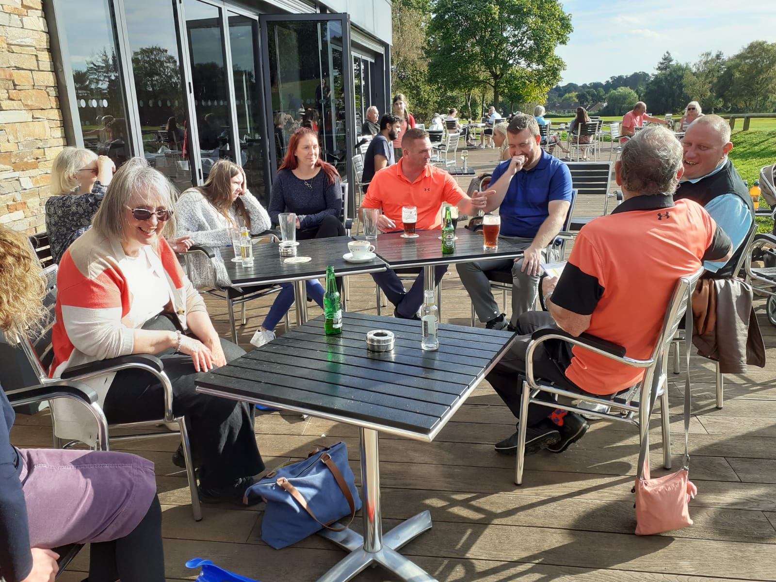 Players and viewers relax at the CJH cup meeting